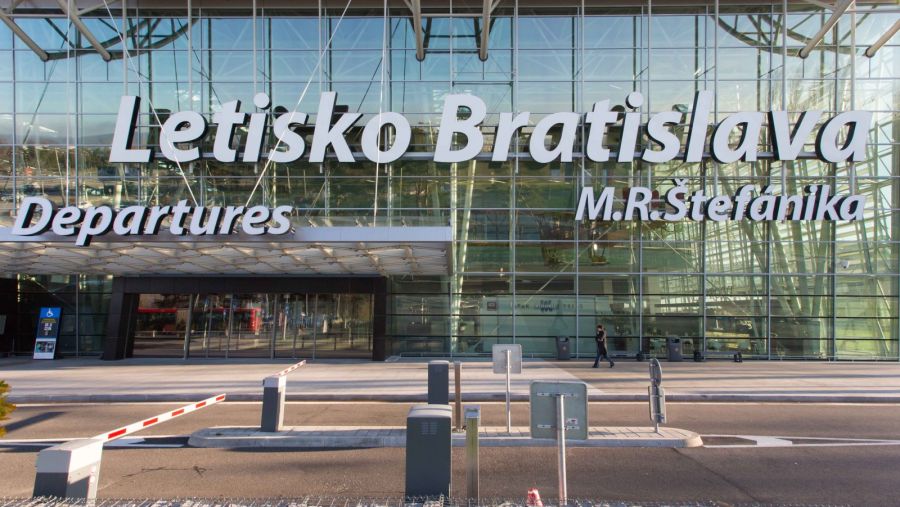 O víkendu začíná letní letový řád, letiště v Bratislavě nabídne 5 linek