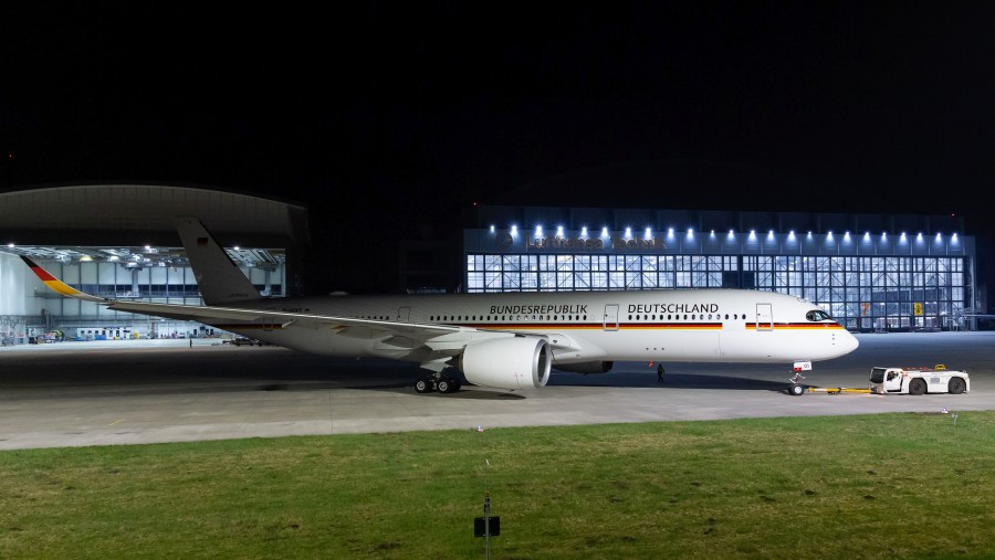 Do Hamburku dorazil druhý letoun Airbus A350 pro Luftwaffe