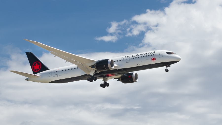 Air Canada začne vracet peníze za všechny letenky
