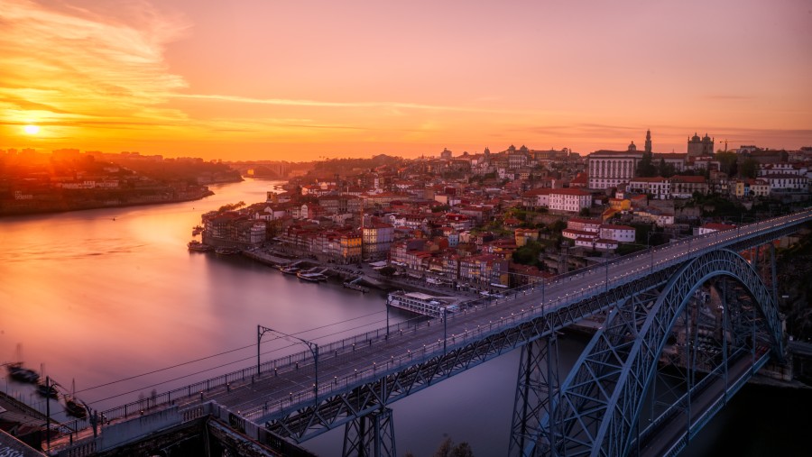 Portugalsko: Zpáteční letenky z Prahy do Porta 1.447 Kč
