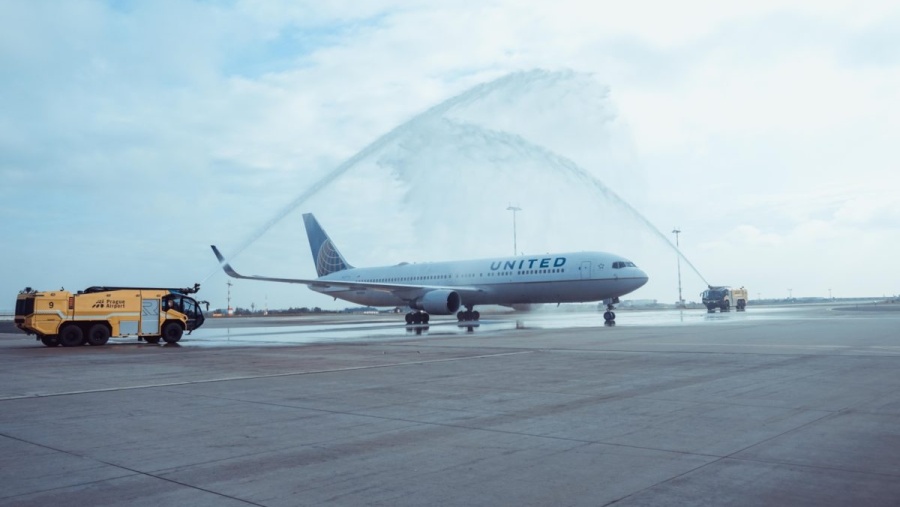 United Airlines prodává letenky na linku do New Yorku