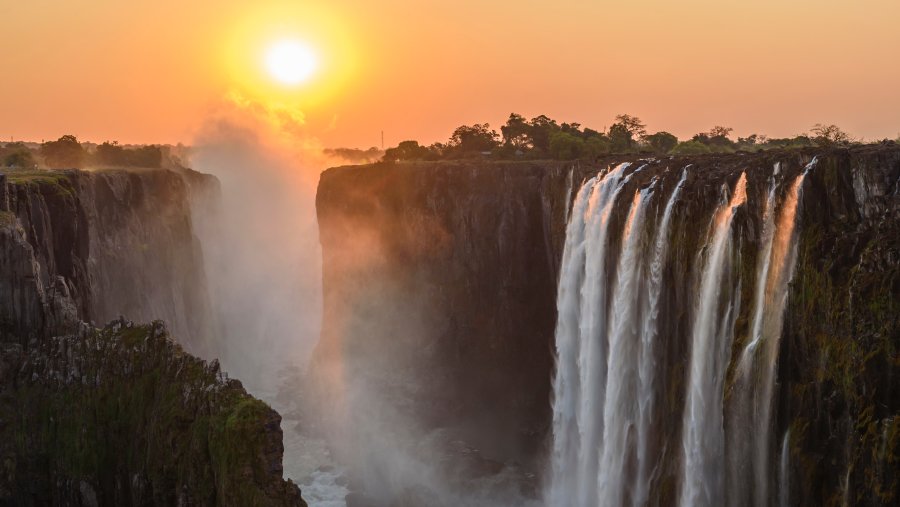Zimbabwe: Zpáteční letenky z Prahy k Viktoriiným vodopádům 11.245 Kč